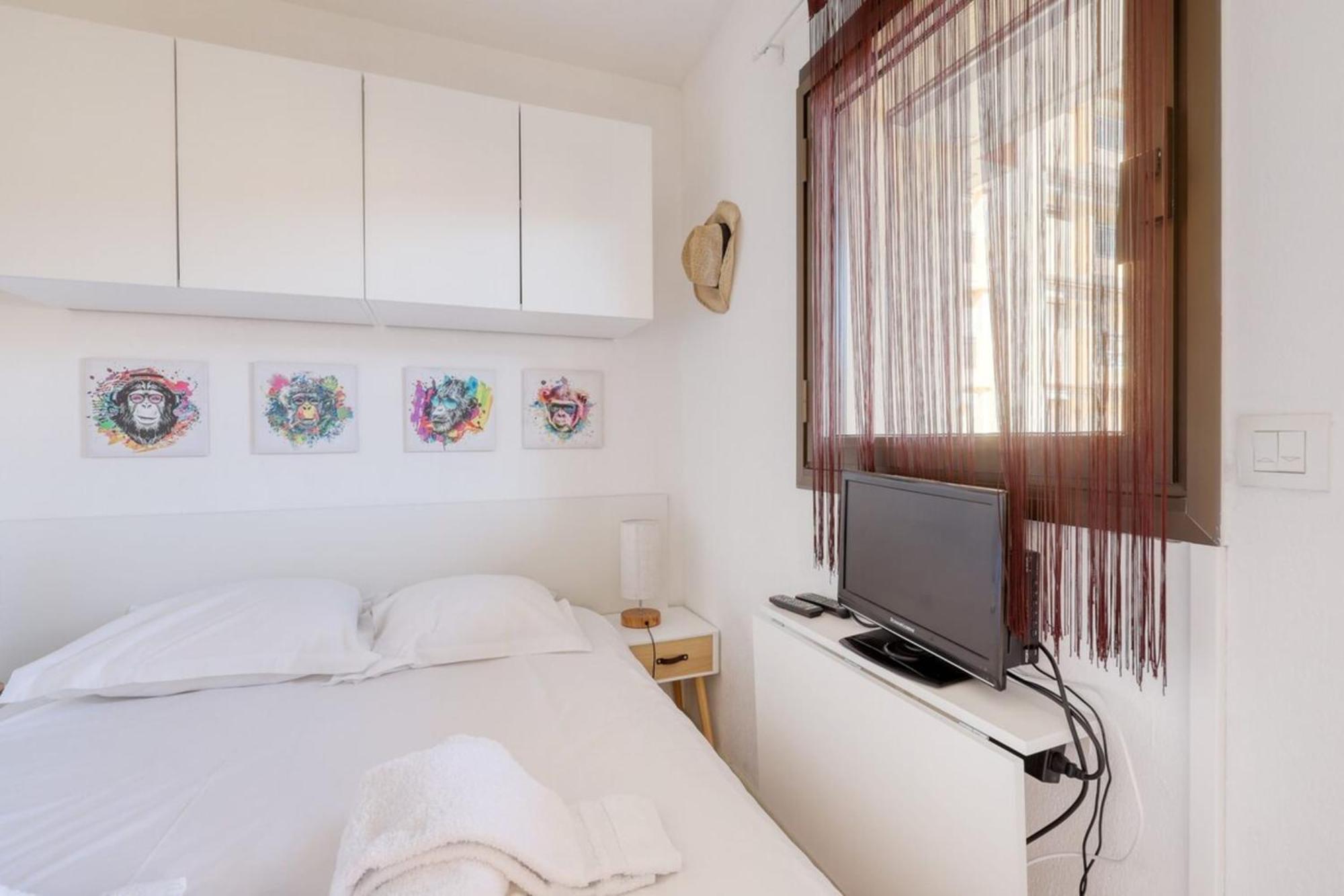 Lavandou - T2 In The City Center - 200 M From The Sea เลอลาวองดูว์ ภายนอก รูปภาพ